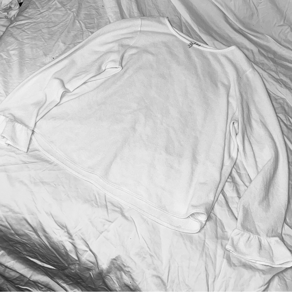 Elle Cream White Long Sleeve